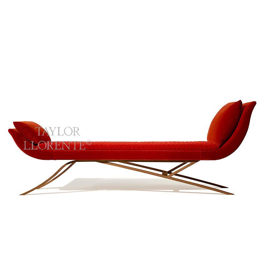 bronze-chaise-longue-m.jpg