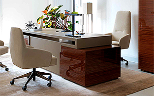 ROSEWOOD AND LEATHER DIRECTORS DESK