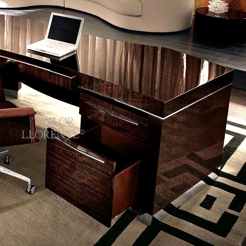 LUXURY DIRECTORS DESK Eucalyptus wood | TAYLOR LLORENTE FURNITURE