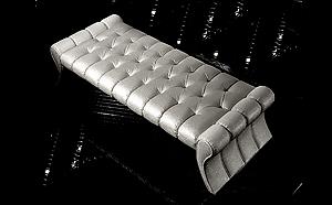 LUXURY BUTTONED BENCH 