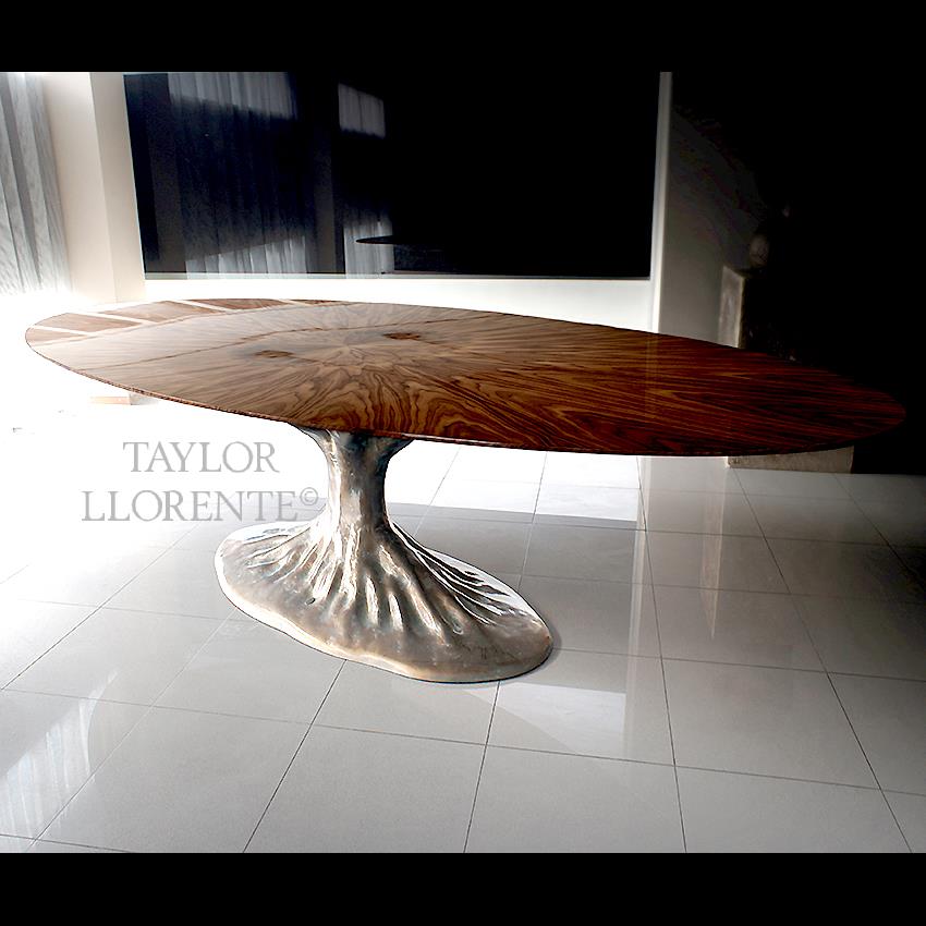 sculptural-table-walnut-05.jpg