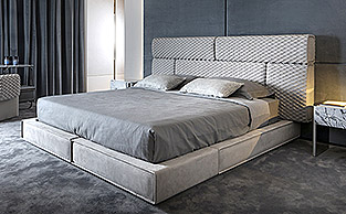 BRIX LEATHER BED