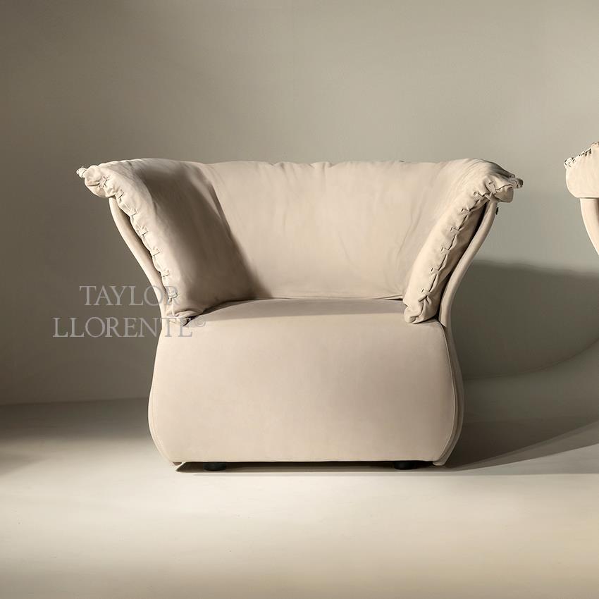 leather-upholstered-armchair-05-front.jpg
