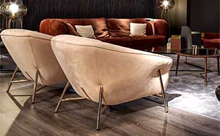 SUPER LUXURY LEATHER ARMCHAIR