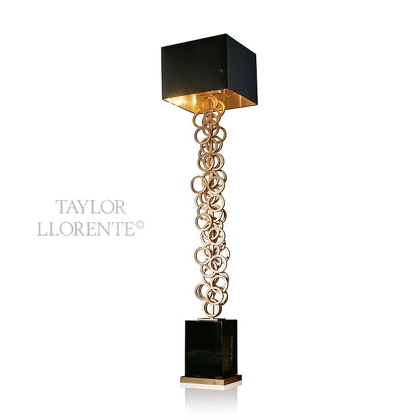 sculptural-floor-lamp-gold-02.jpg