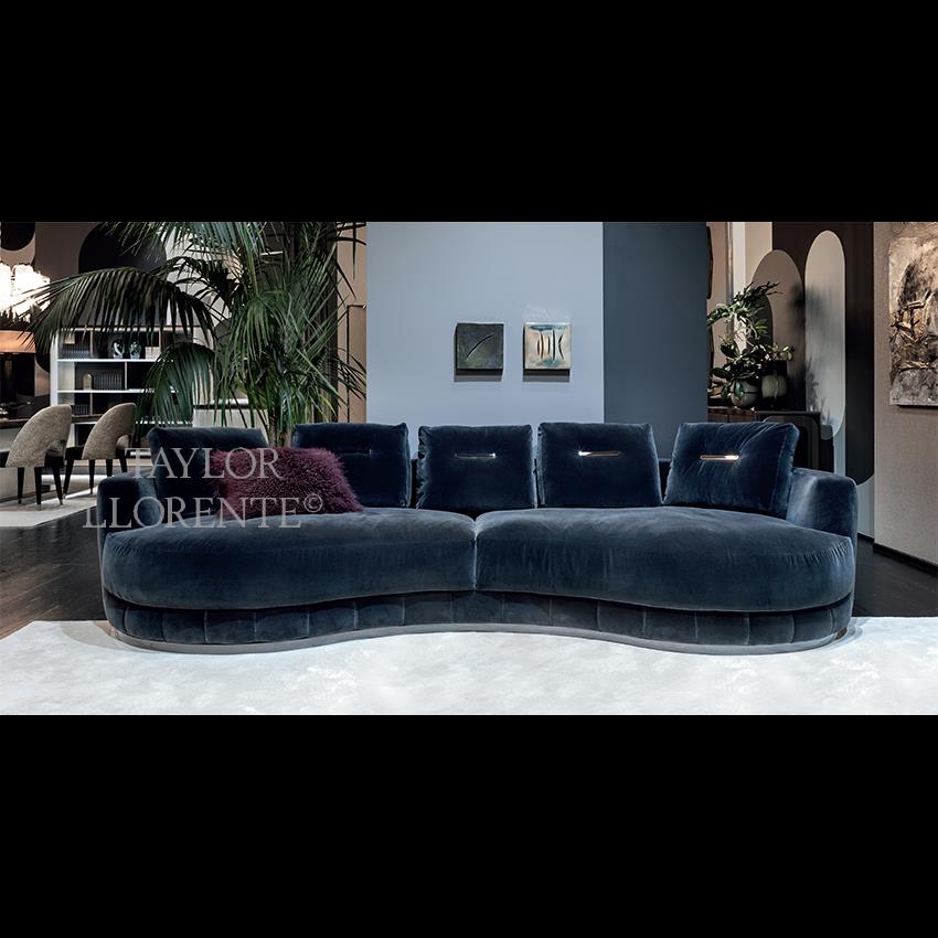 curvaseous-sofa-01.jpg