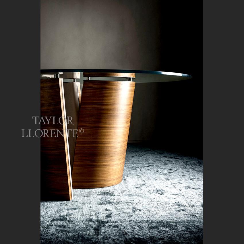 sculptural-table-walnut-02.jpg