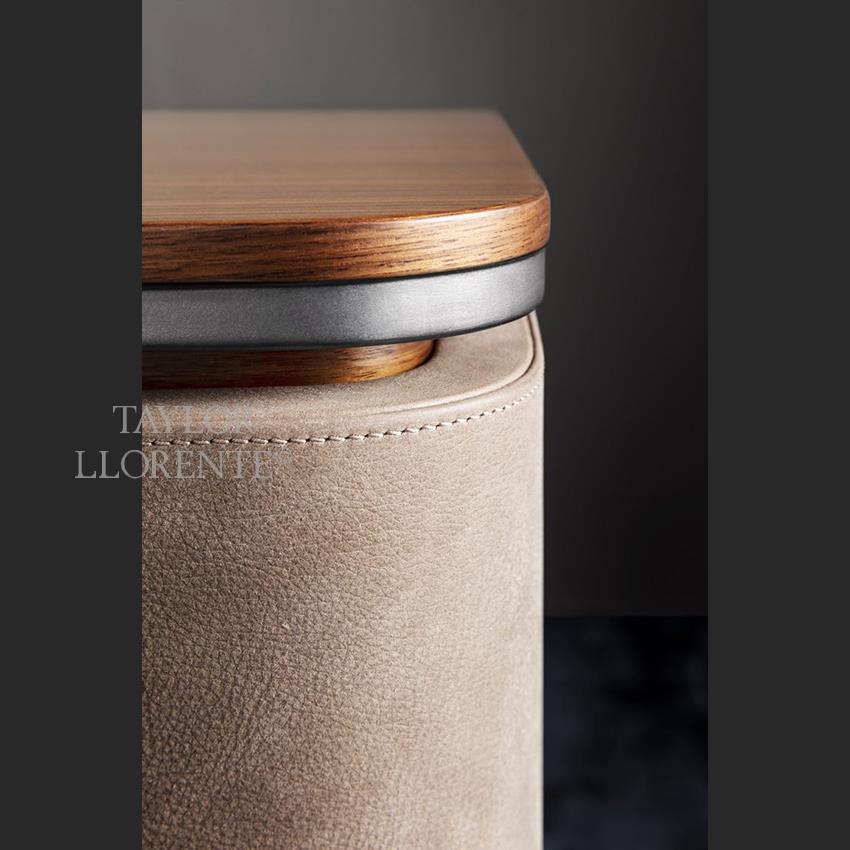 small-desk-leather-03.jpg